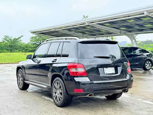 Mercedes-Benz GLK-Class 2012