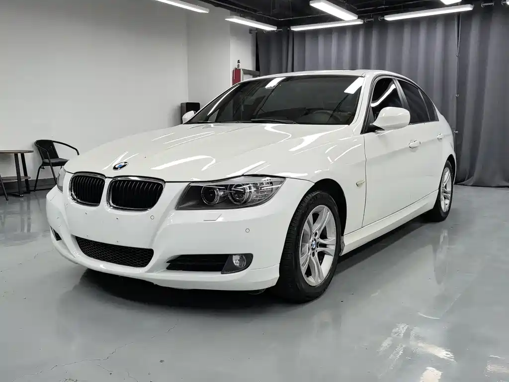 BMW 3 Series 2010