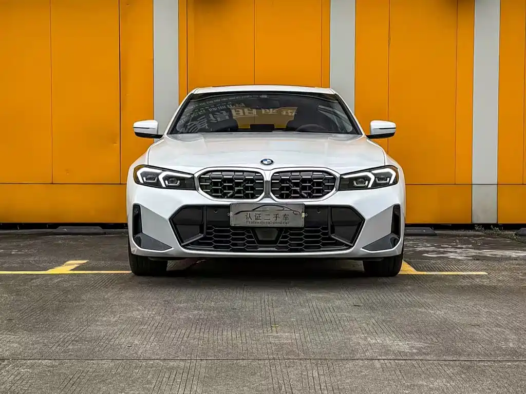 BMW 3 Series 2025