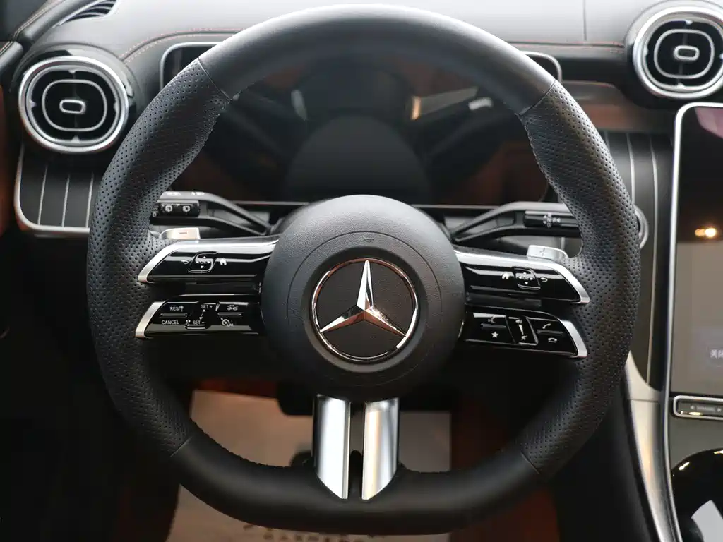 Mercedes-Benz GLC 2023 — фото 10