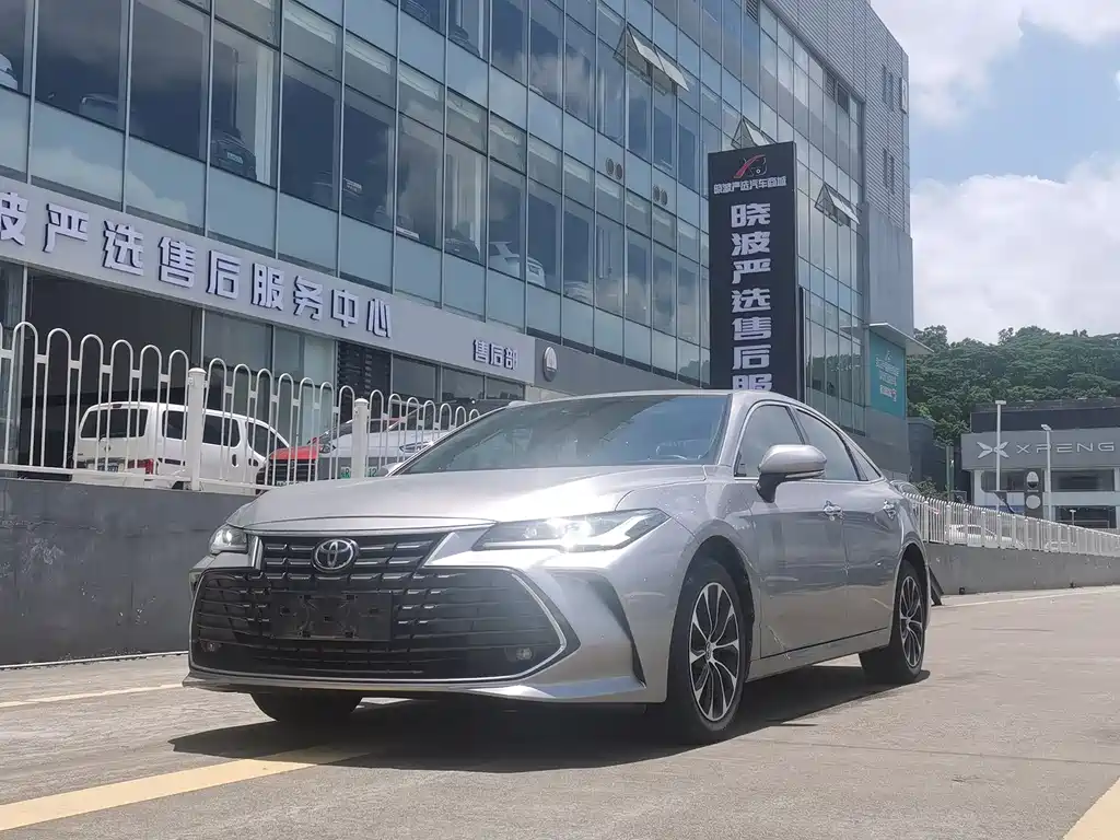 Toyota Avalon 2023