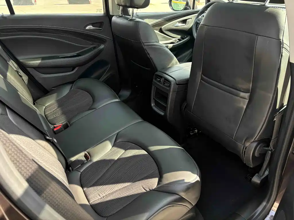 Buick Envision Plus 2021 — фото 13