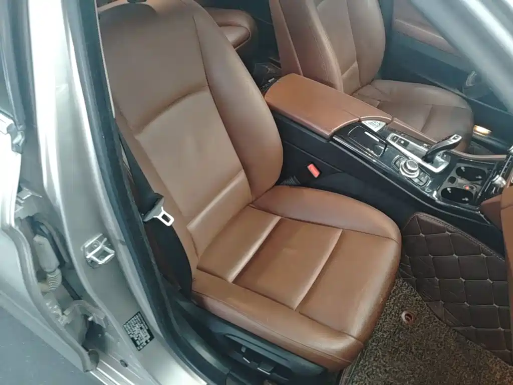 BMW 5 Series 2015 — фото 25