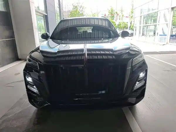 Hongqi HS5 2025