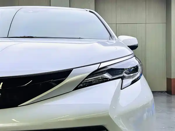 Toyota Sienna 2024