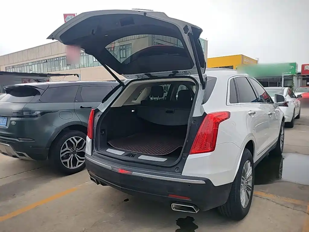 Cadillac XT5 2019 — фото 19