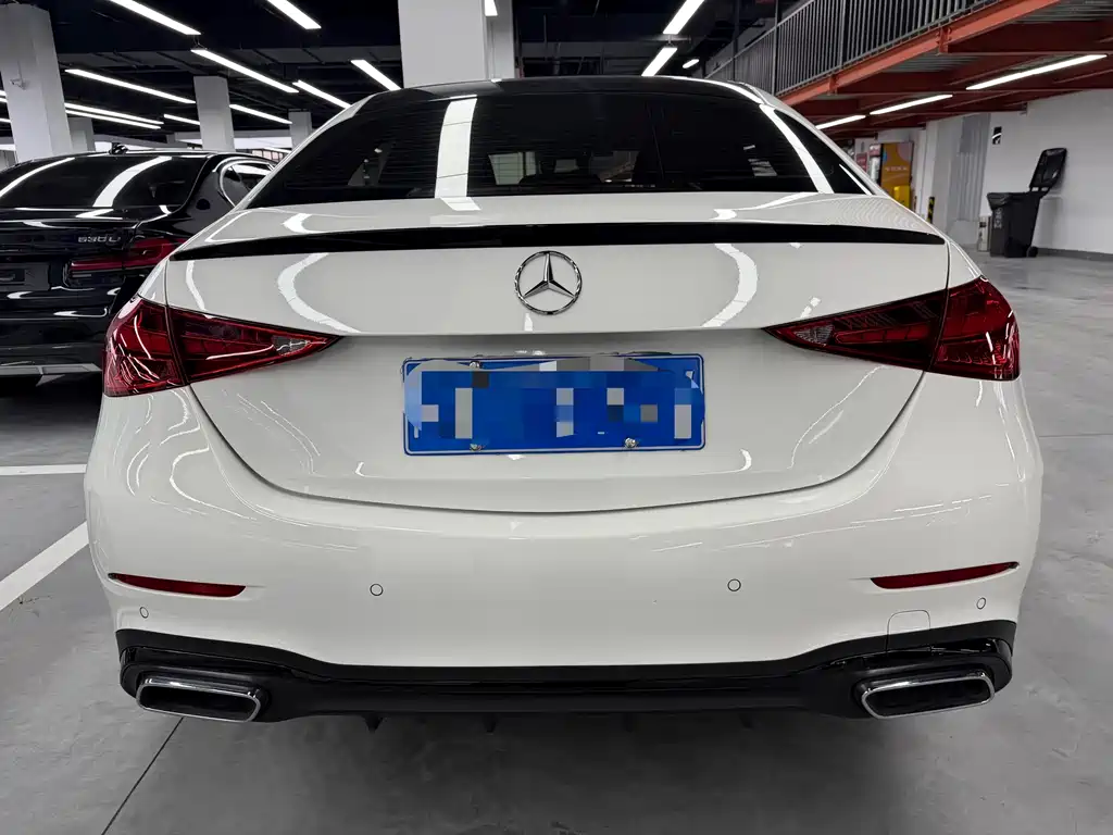 Mercedes-Benz C-Class 2024 — фото 13