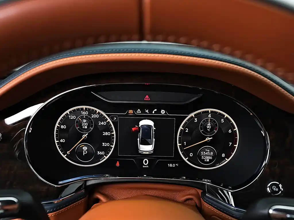 Bentley Flying Spur 2020 — фото 23