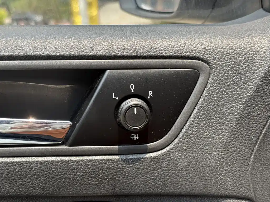 Volkswagen Santana 2018 — фото 12