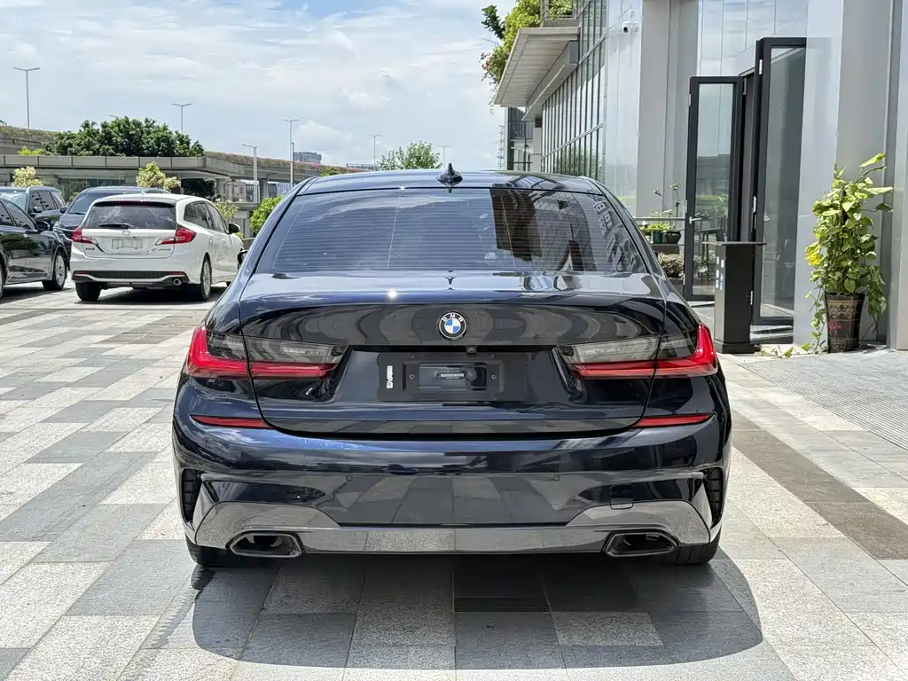 BMW 3 Series 2020