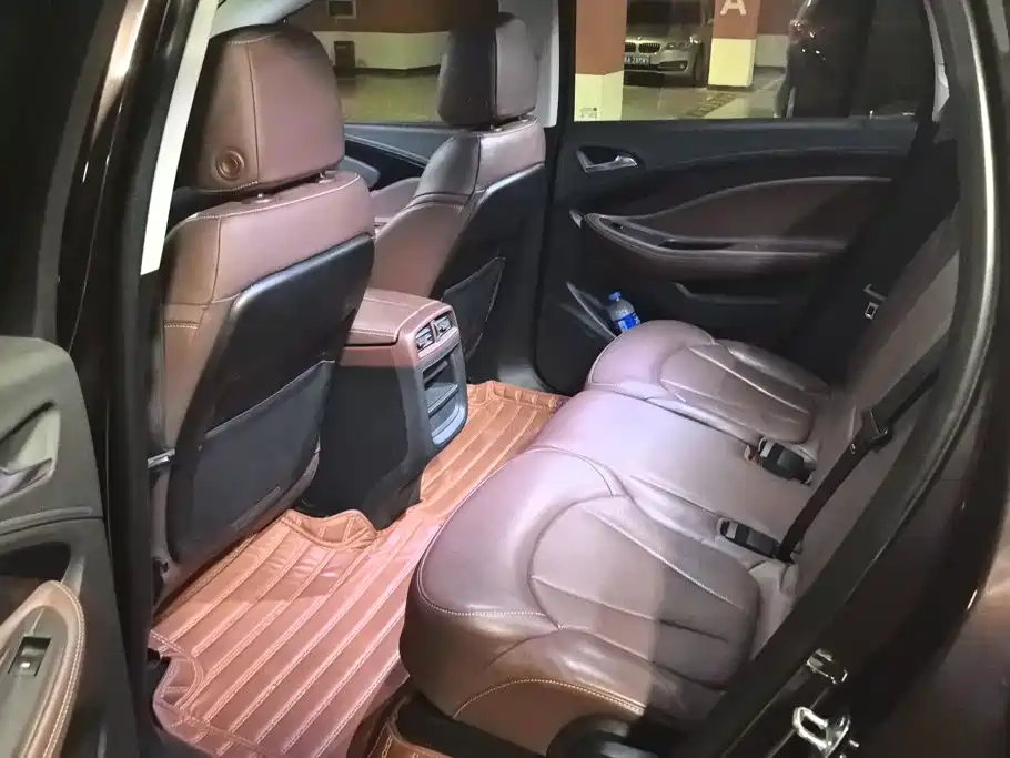Buick Envision Plus 2020 — фото 11