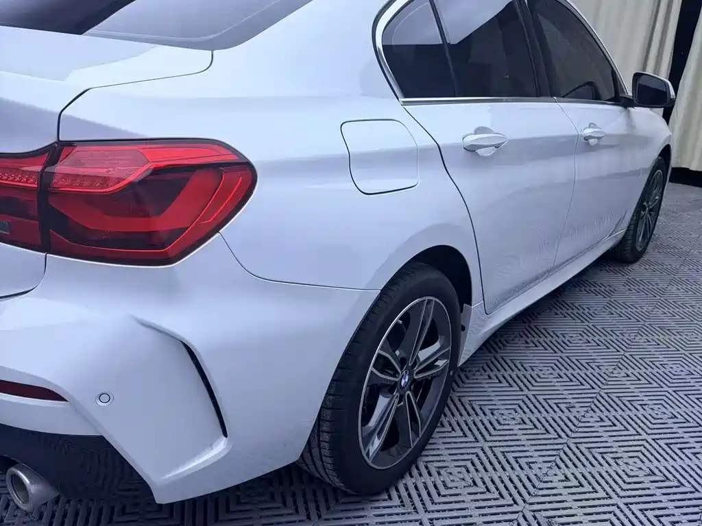 BMW 1 Series 2022