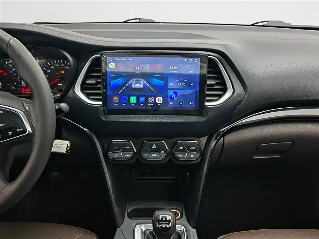 GAC Motor Trumpchi GS4 2016 — фото 12