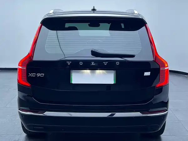 Volvo XC90 Plug-In Hybrid 2024