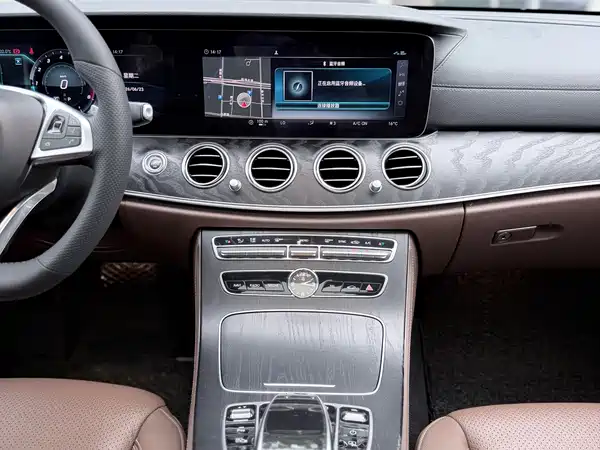 Mercedes-Benz E-Class 2018