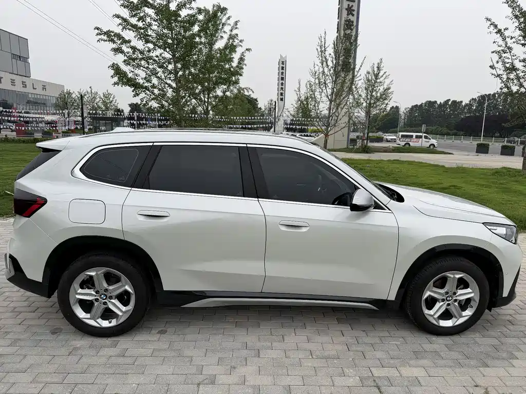 BMW X1 2023