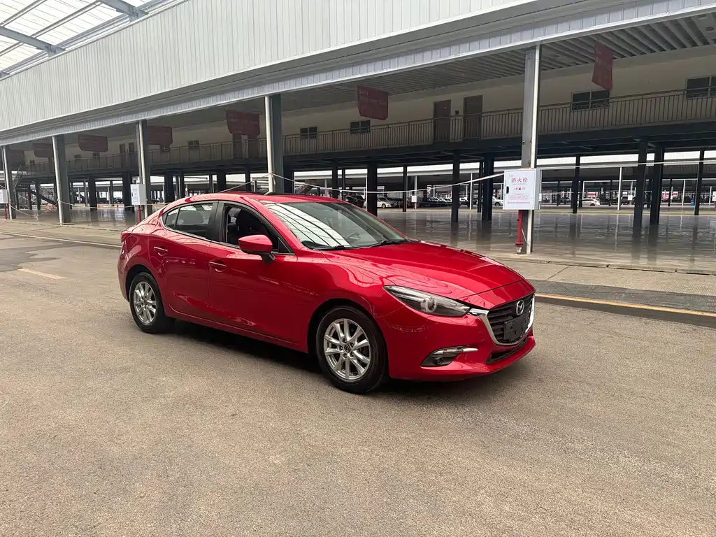 Mazda 3 Axela 2018 — фото 3