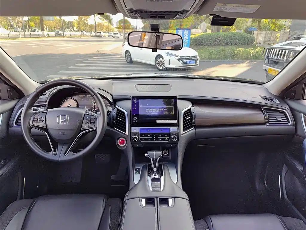 Honda Avancier 2017 — фото 10