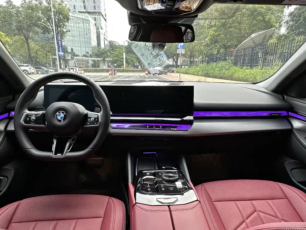 BMW 5 Series 2024