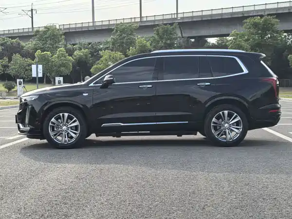 Cadillac XT6 2021