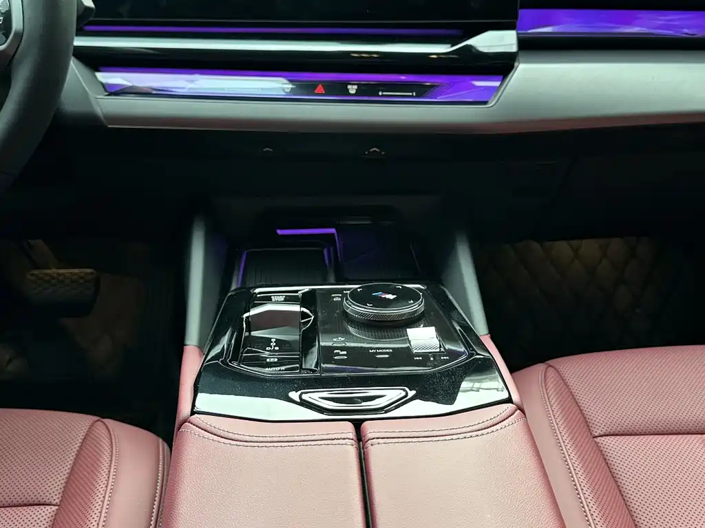 BMW 5 Series 2024