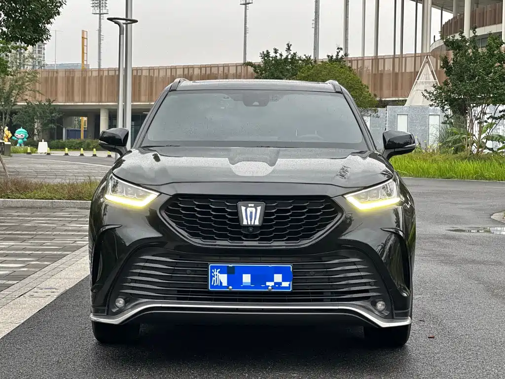 Toyota Crown Kluger 2021 — фото 2