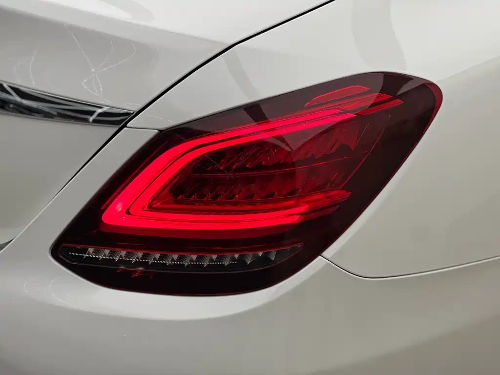 Mercedes-Benz C-Class 2018 — фото 22