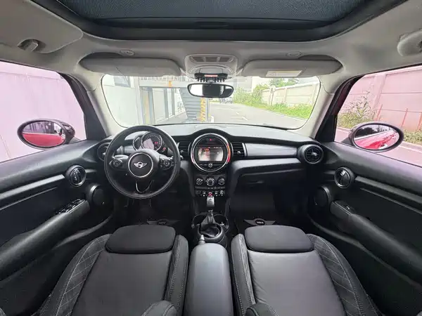 MINI MINI 2018