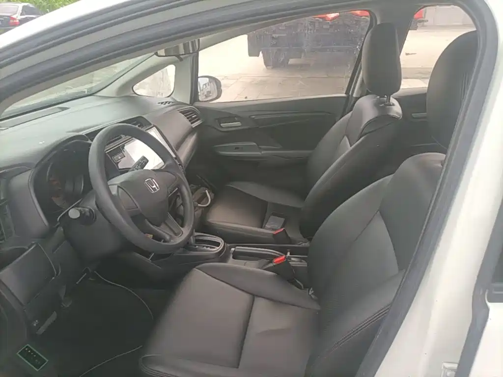 Honda Fit 2019 — фото 15