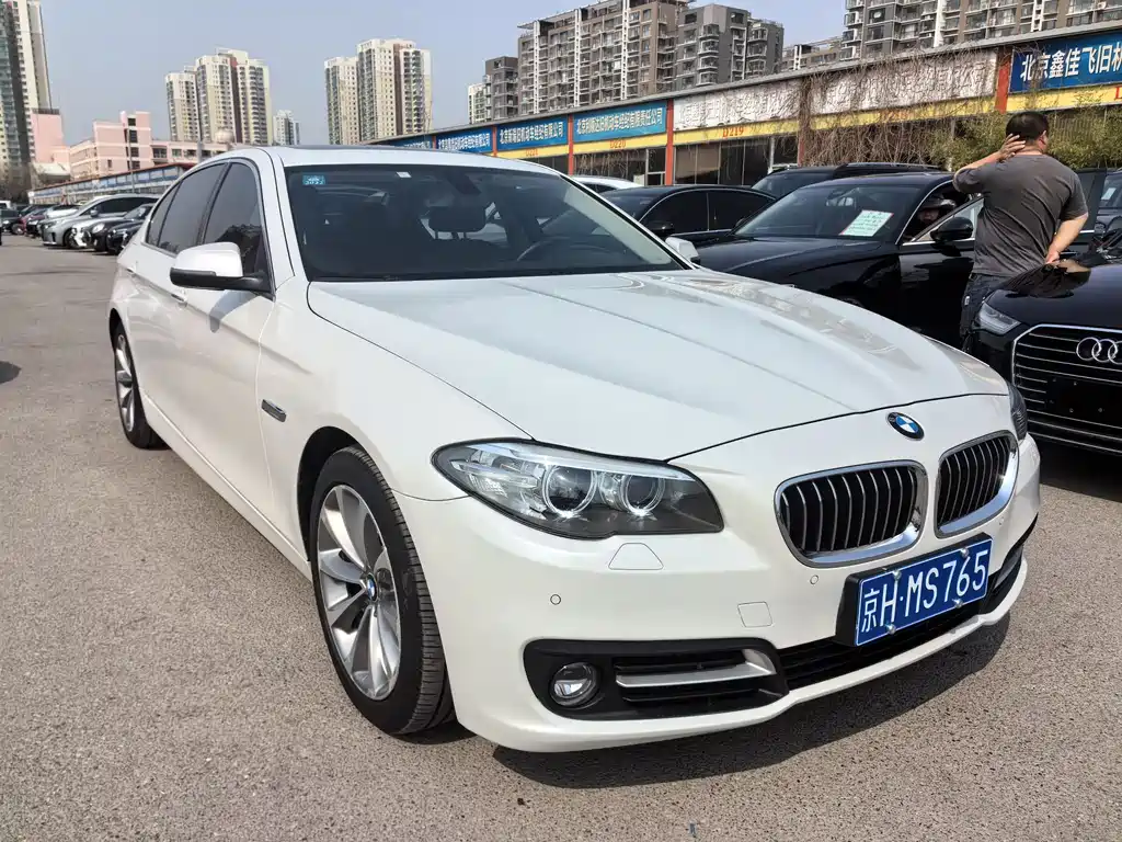 BMW 5 Series 2016 — фото 2