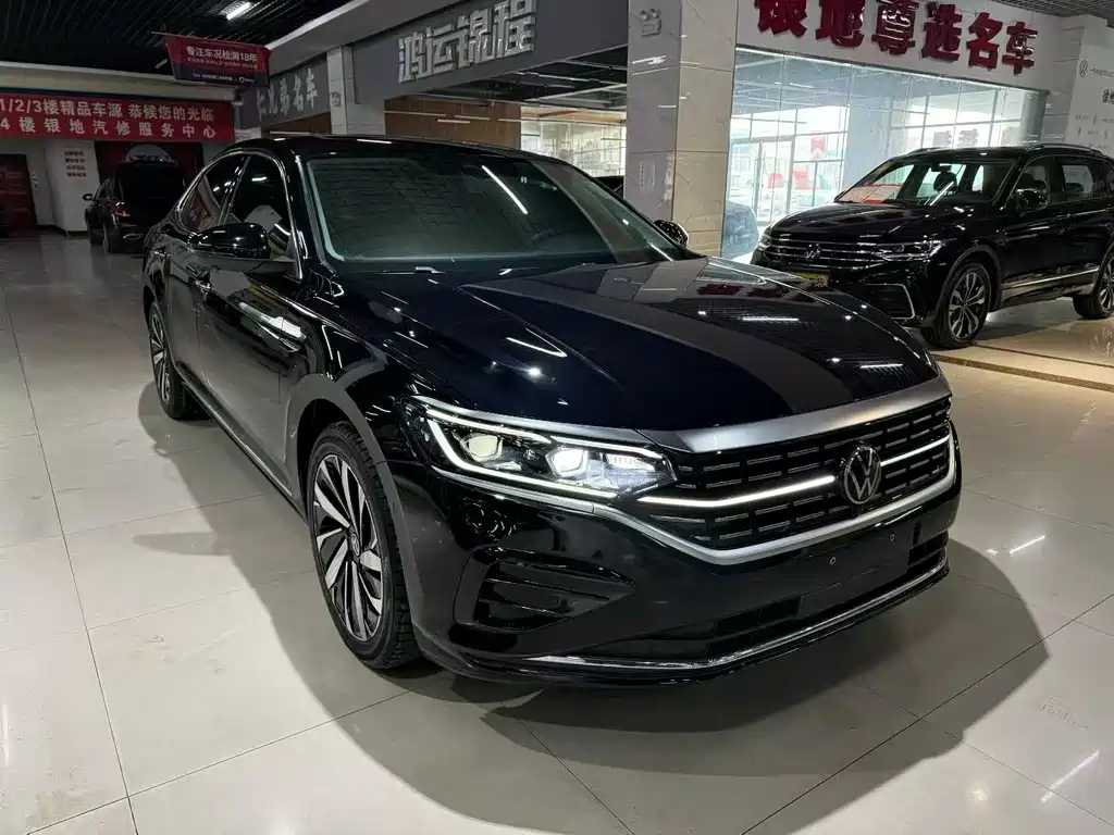 Volkswagen Passat 2023