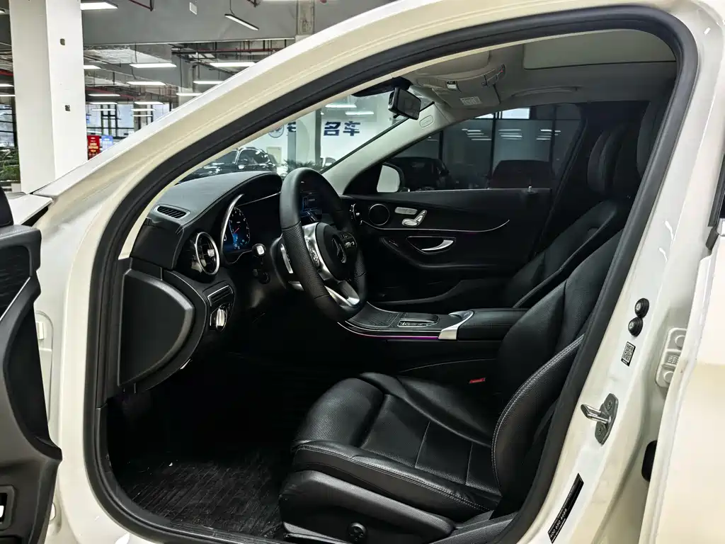 Mercedes-Benz C-Class 2021 — фото 16