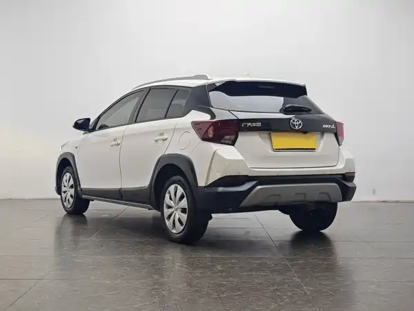 Toyota Yaris L 2020