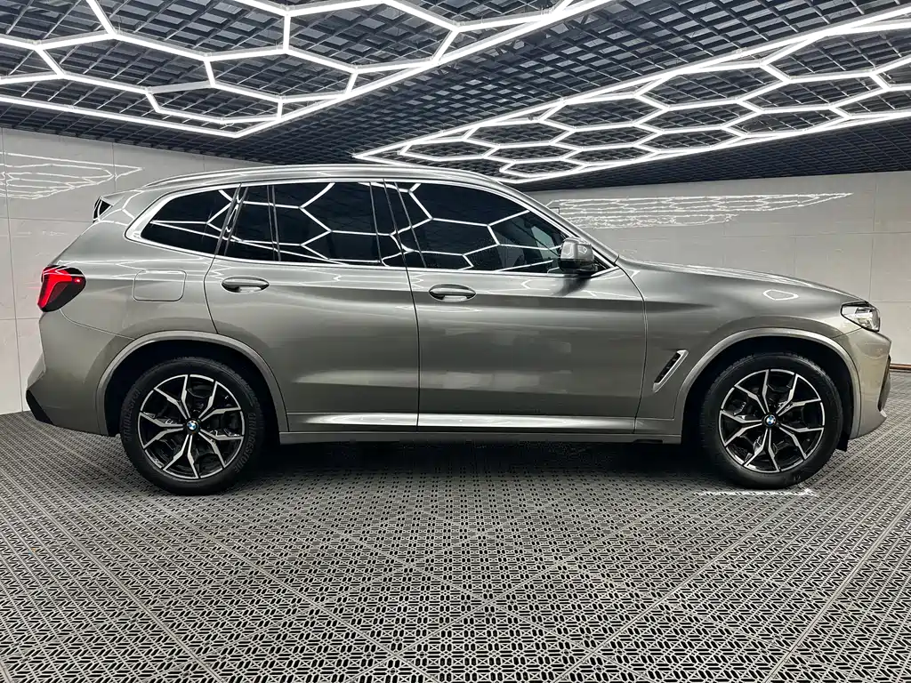 BMW X3 2023 — фото 8