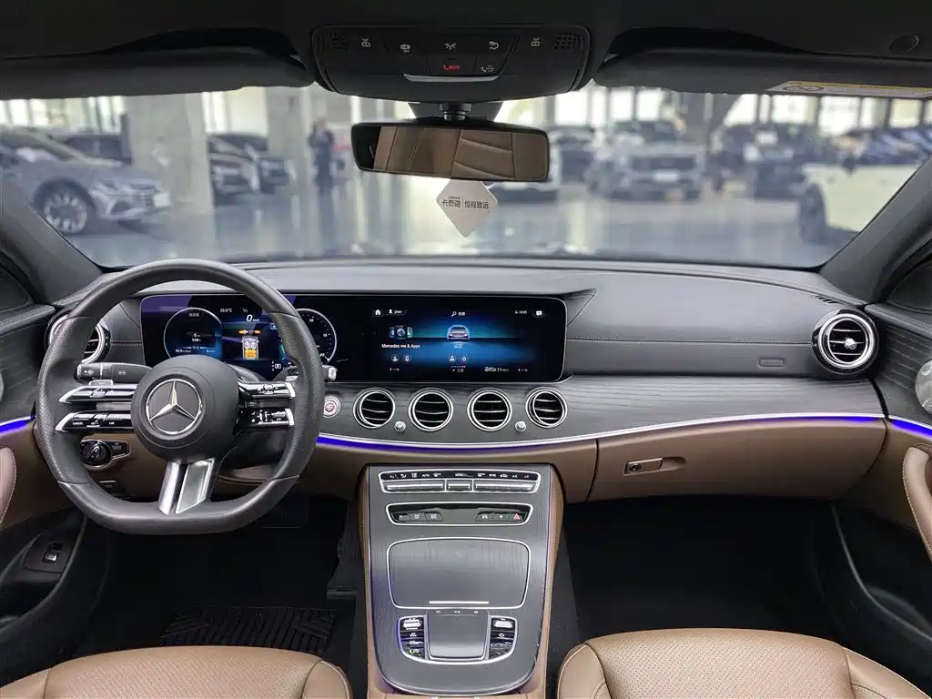 Mercedes-Benz E-Class 2020 — фото 14