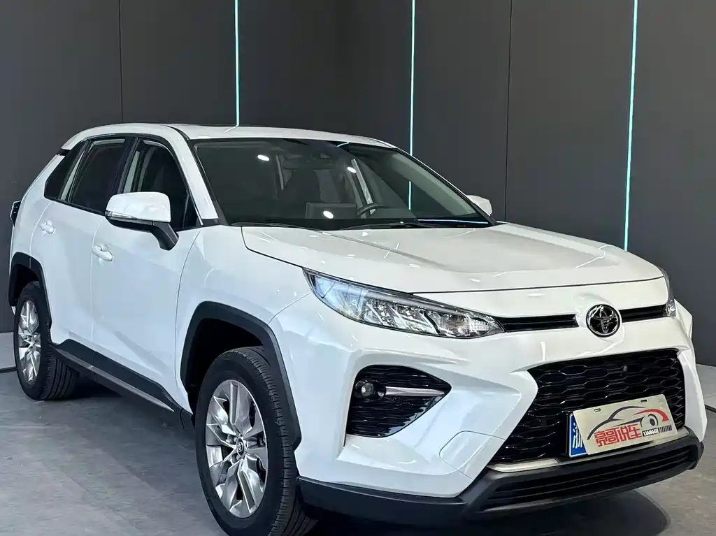 Toyota Wildlander 2022 — фото 3