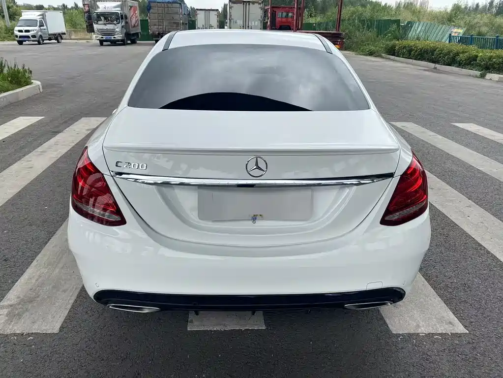 Mercedes-Benz C-Class 2017 — фото 12