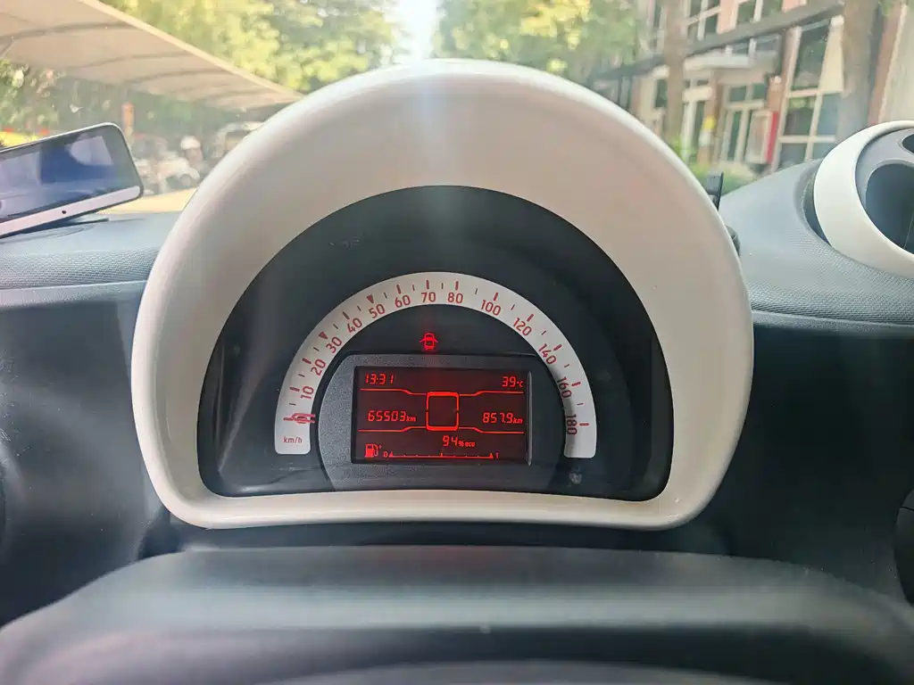 smart fortwo 2017 — фото 15