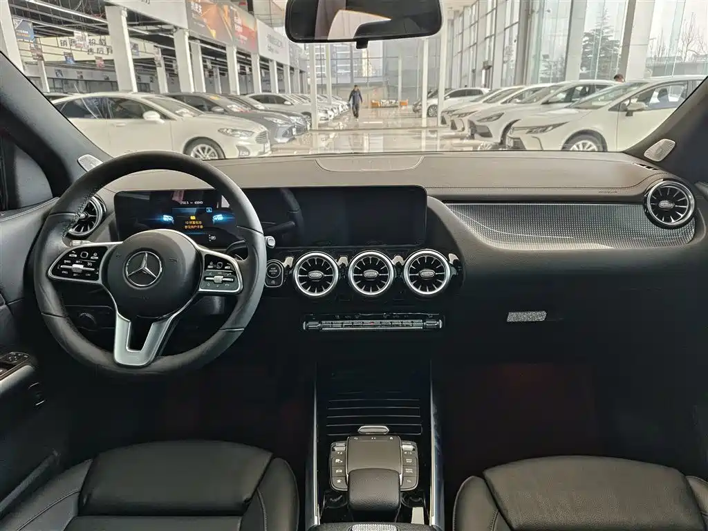 Mercedes-Benz GLA 2021 — фото 7