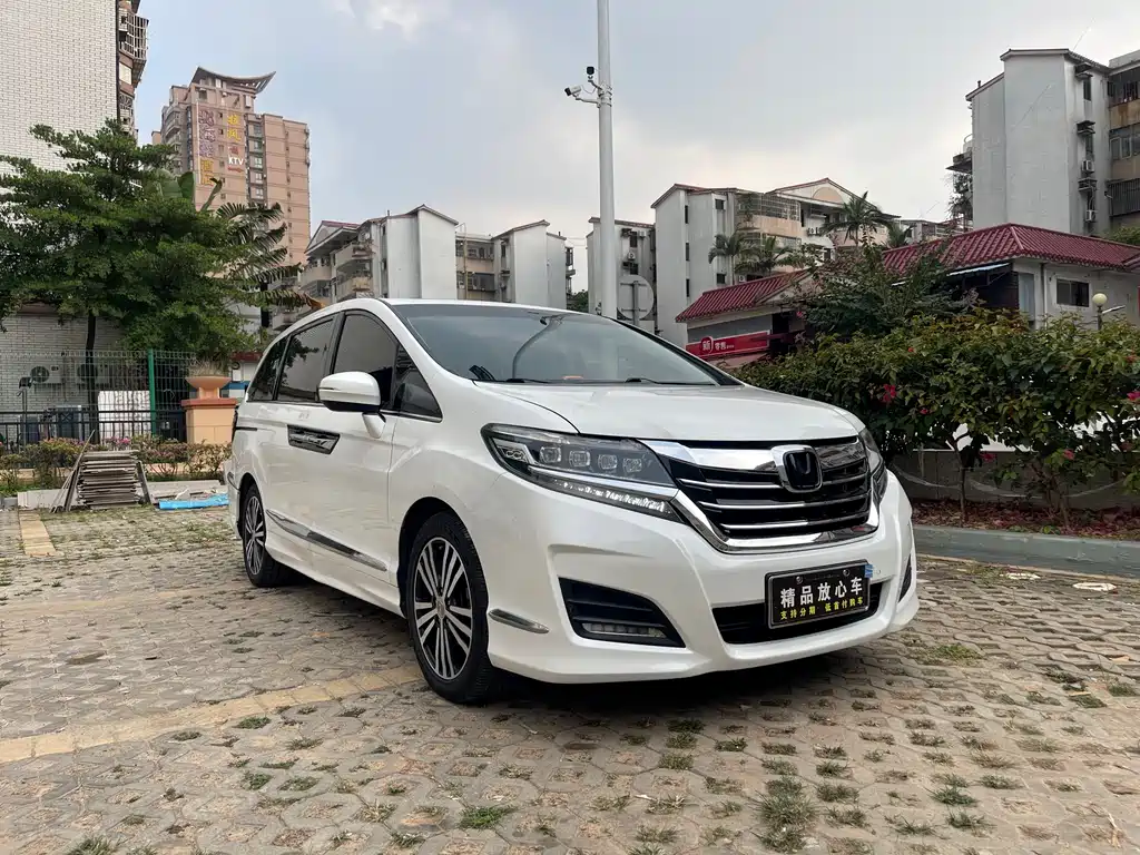 Honda Elysion 2018 — фото 3