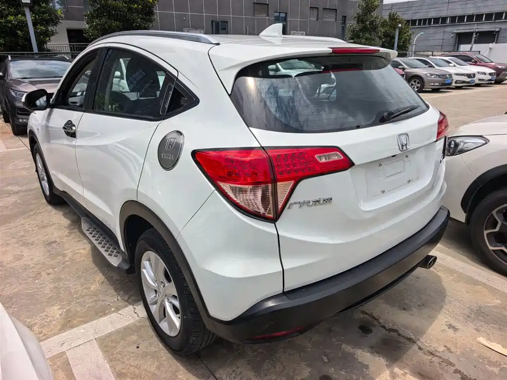 Honda Vezel 2016 — фото 4