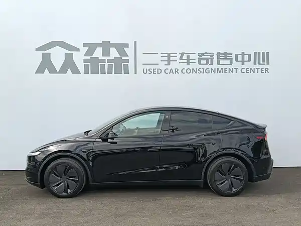 Tesla Model Y 2026