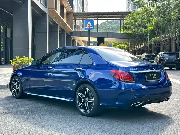 Mercedes-Benz C-Class 2021