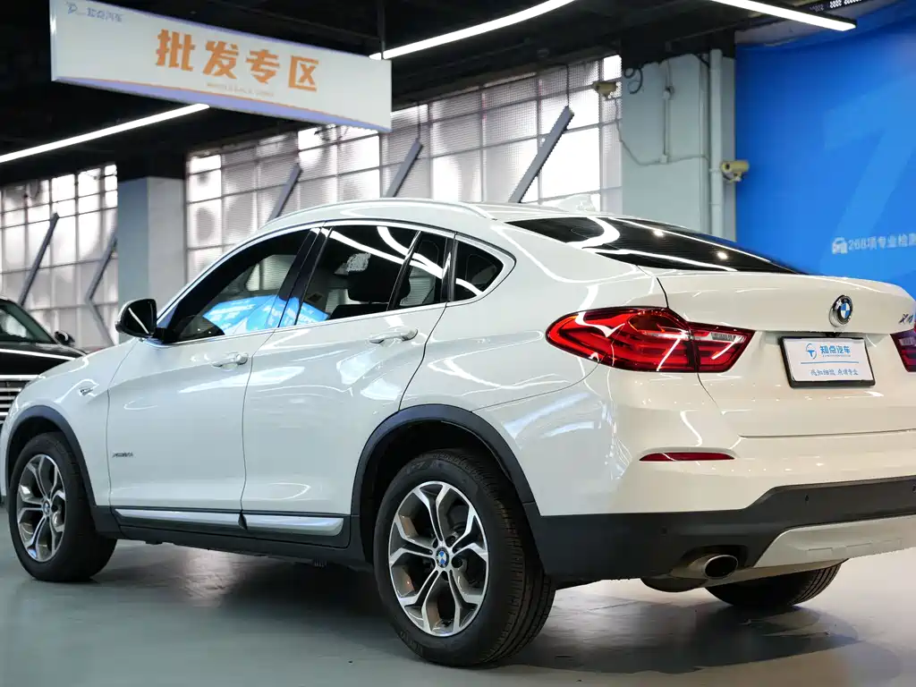 BMW X4 2017 — фото 23