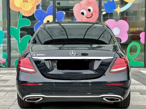 Mercedes-Benz E-Class 2018