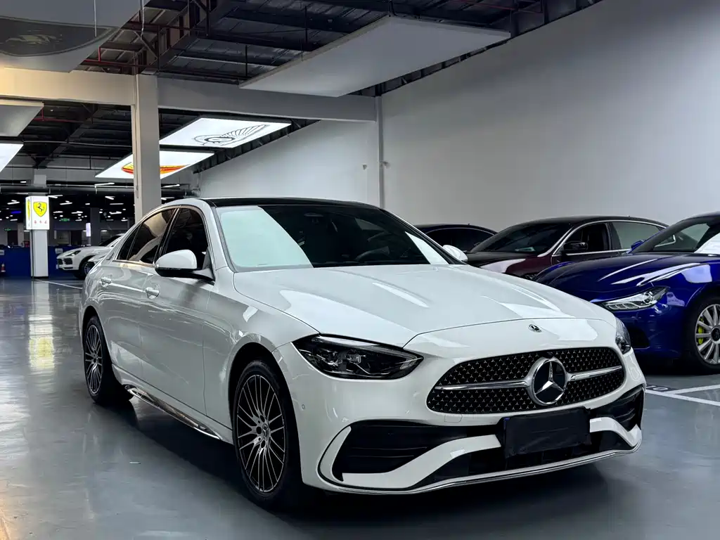 Mercedes-Benz C-Class 2023