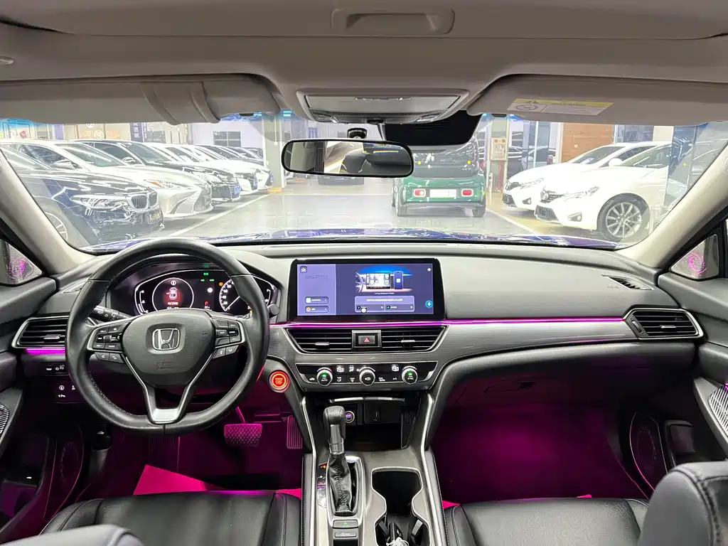 Honda Accord 2018 — фото 15