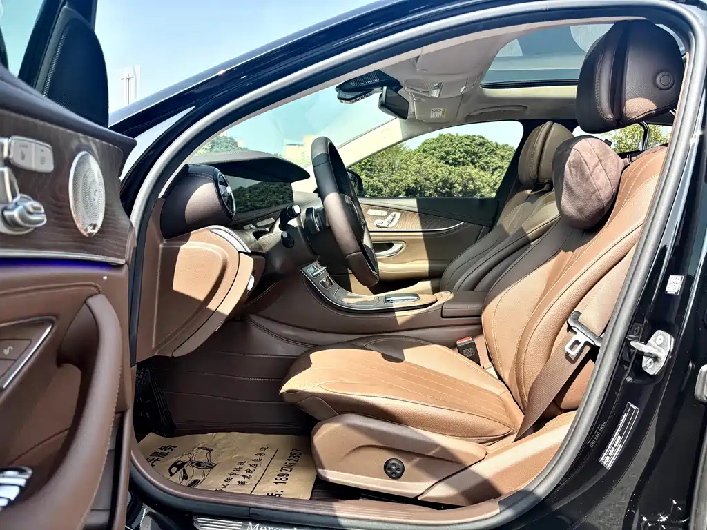 Mercedes-Benz E-Class 2023 — фото 4