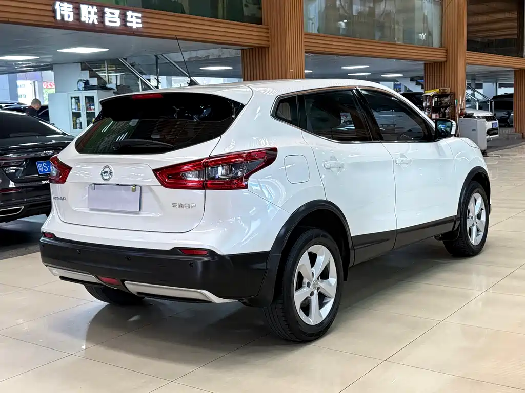Nissan Qashqai 2022 — фото 6