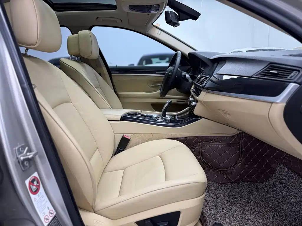 BMW 5 Series 2012